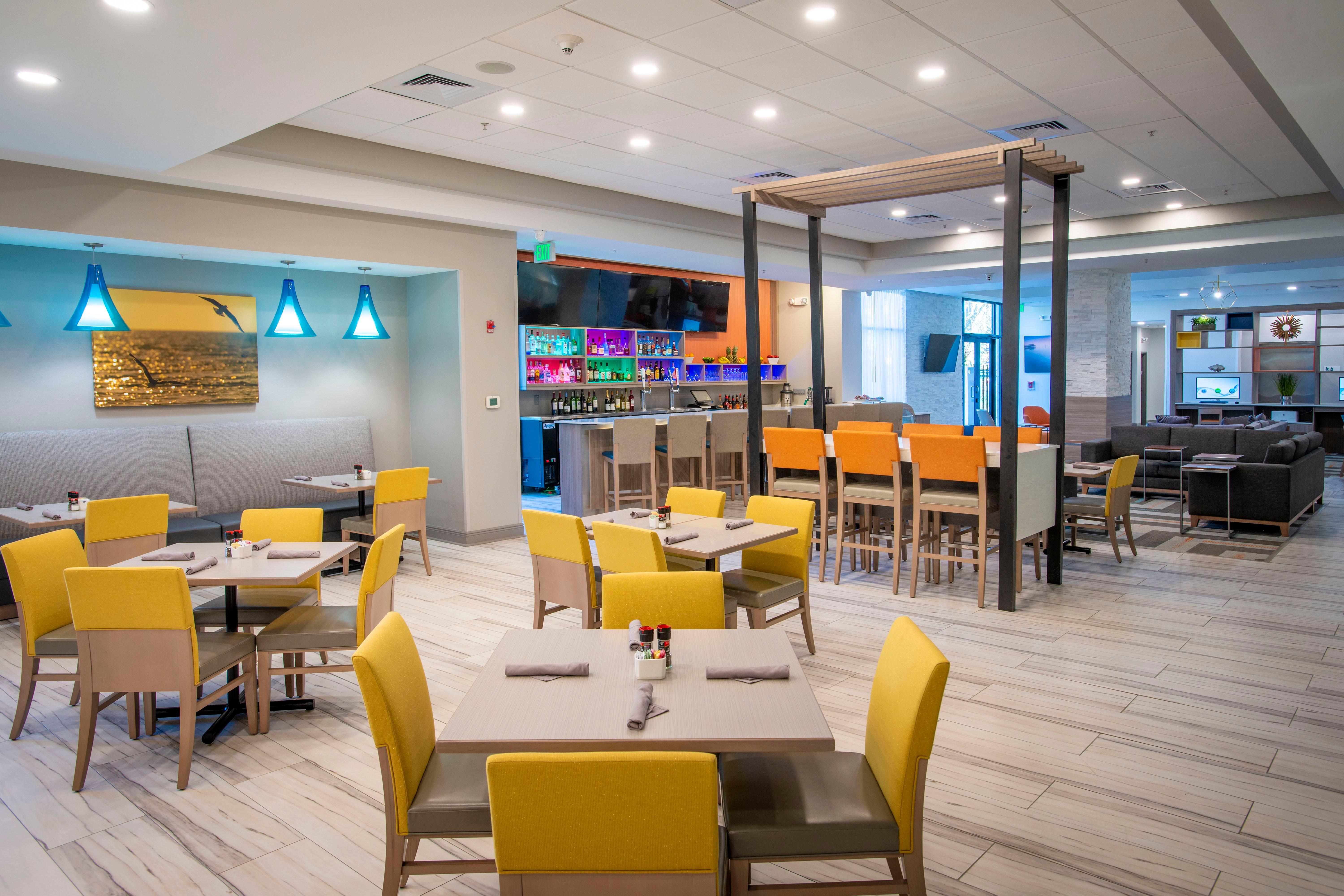 Holiday Inn Pensacola - University Area By Ihg Ferry Pass Exterior foto